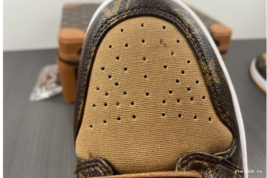 WHITE-LouiV Low JORDAN O-W AIR 1 Top -LouiV CASE) (WITH 0328